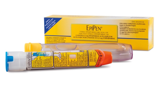 Детских препаратов EpiPen достаточно, а взрослым придется потерпеть