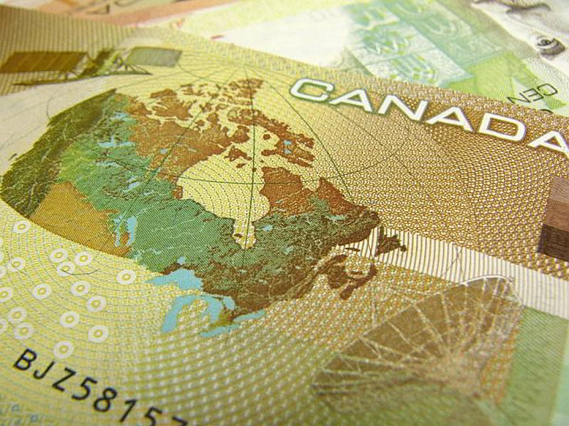 Огромный долг может обрушить экономику Канады