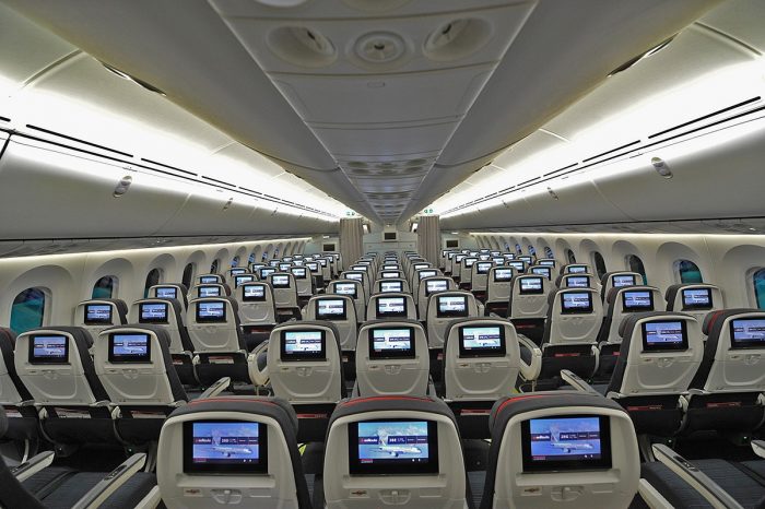 Air Canada будет измерять температуру у пассажиров 