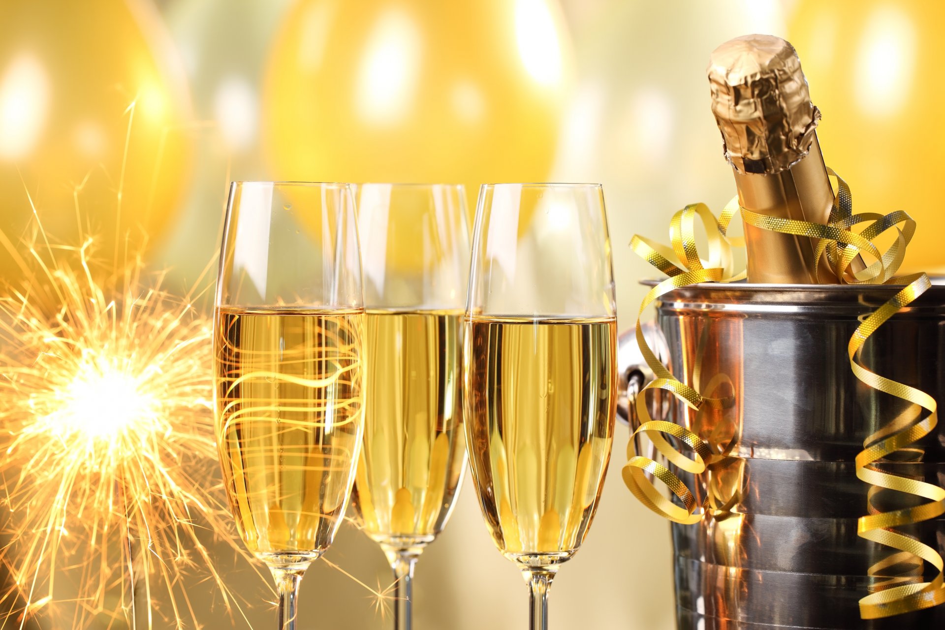 Чтиво выходного дня: История рождения шампанского.