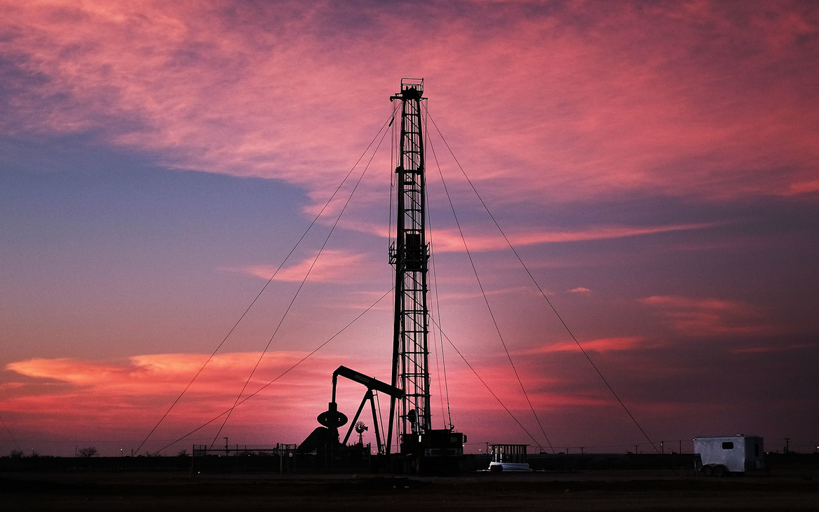 Картинка нефтедобывающей вышки